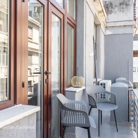 Old Town Bucharest, Lovely 2 Bedrooms * Bucarest
