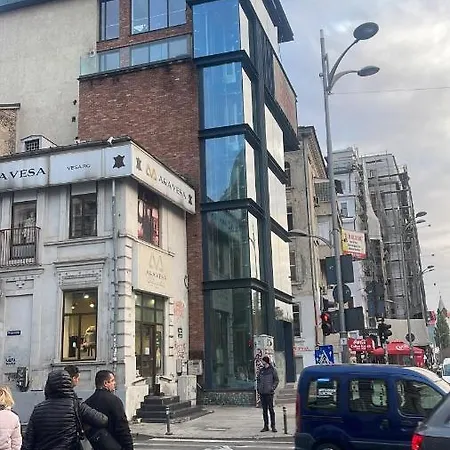 Апартаменты Old Town Bucharest, Lovely 2 Bedrooms *