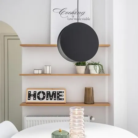 Old Town Bucharest, Lovely 2 Bedrooms Διαμέρισμα *