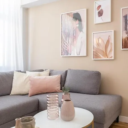 Old Town Bucharest, Lovely 2 Bedrooms * Βουκουρέστι