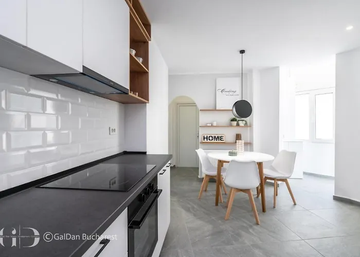 Old Town Bucharest, Lovely 2 Bedrooms Bukareszt