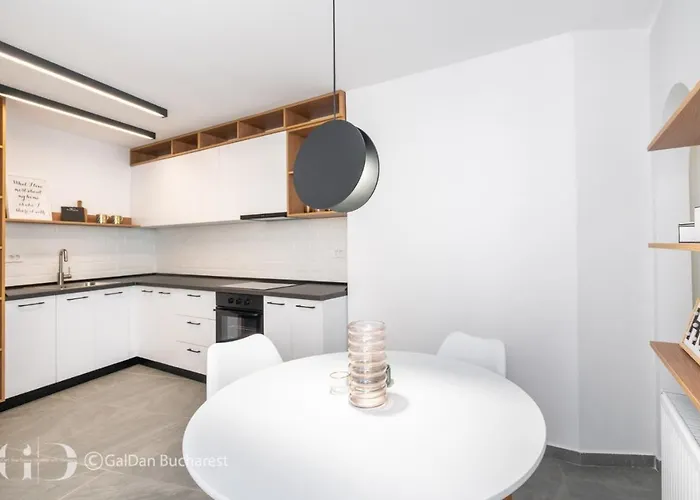 公寓 Old Town Bucharest, Lovely 2 Bedrooms *