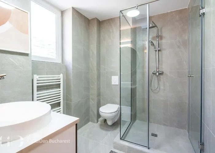 Old Town Bucharest, Lovely 2 Bedrooms 布加勒斯特