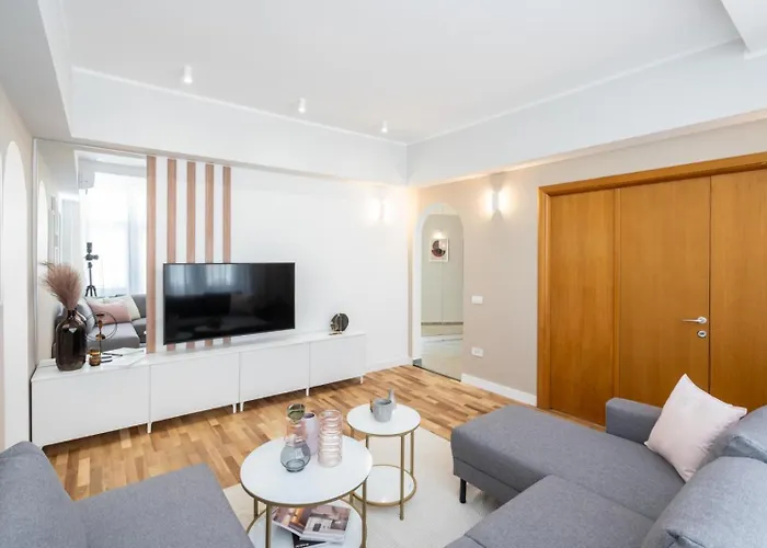 Old Town Bucharest, Lovely 2 Bedrooms 公寓 布加勒斯特