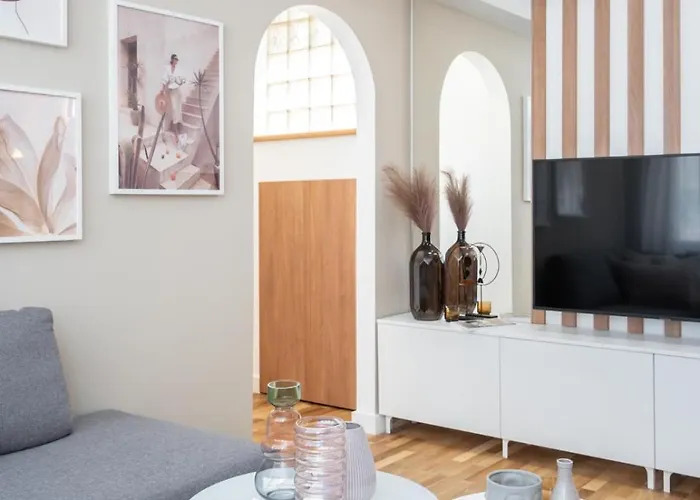 Old Town Bucharest, Lovely 2 Bedrooms